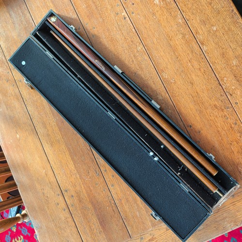 Vintage bce snooker cue - -,