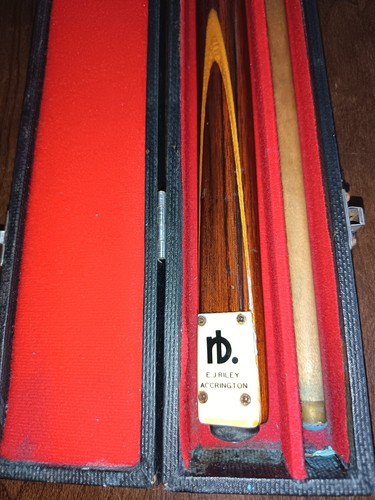 Vintage riley snooker cue - e.j.,